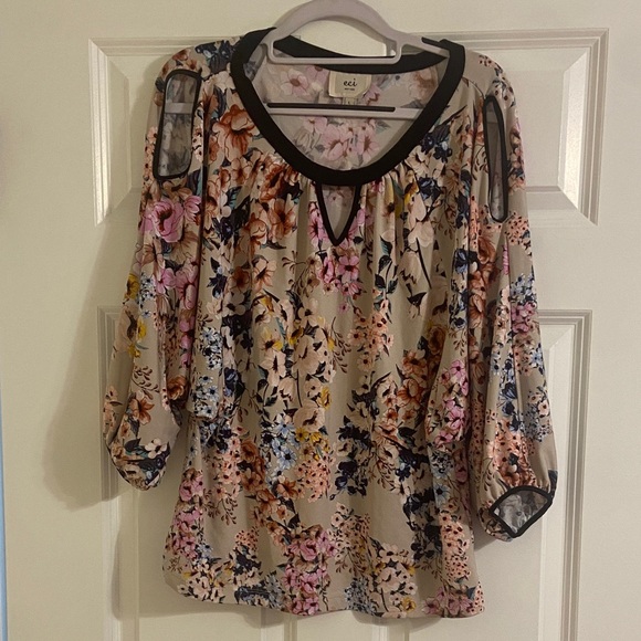 ECI Tops - 🧡 Women’s top